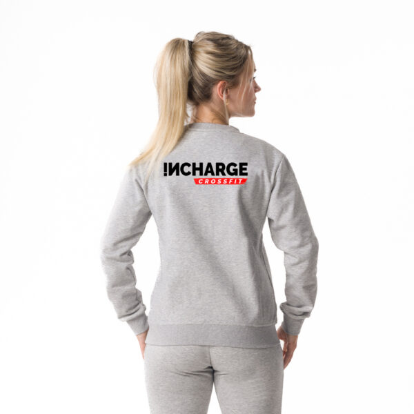 laura_greymelange_back